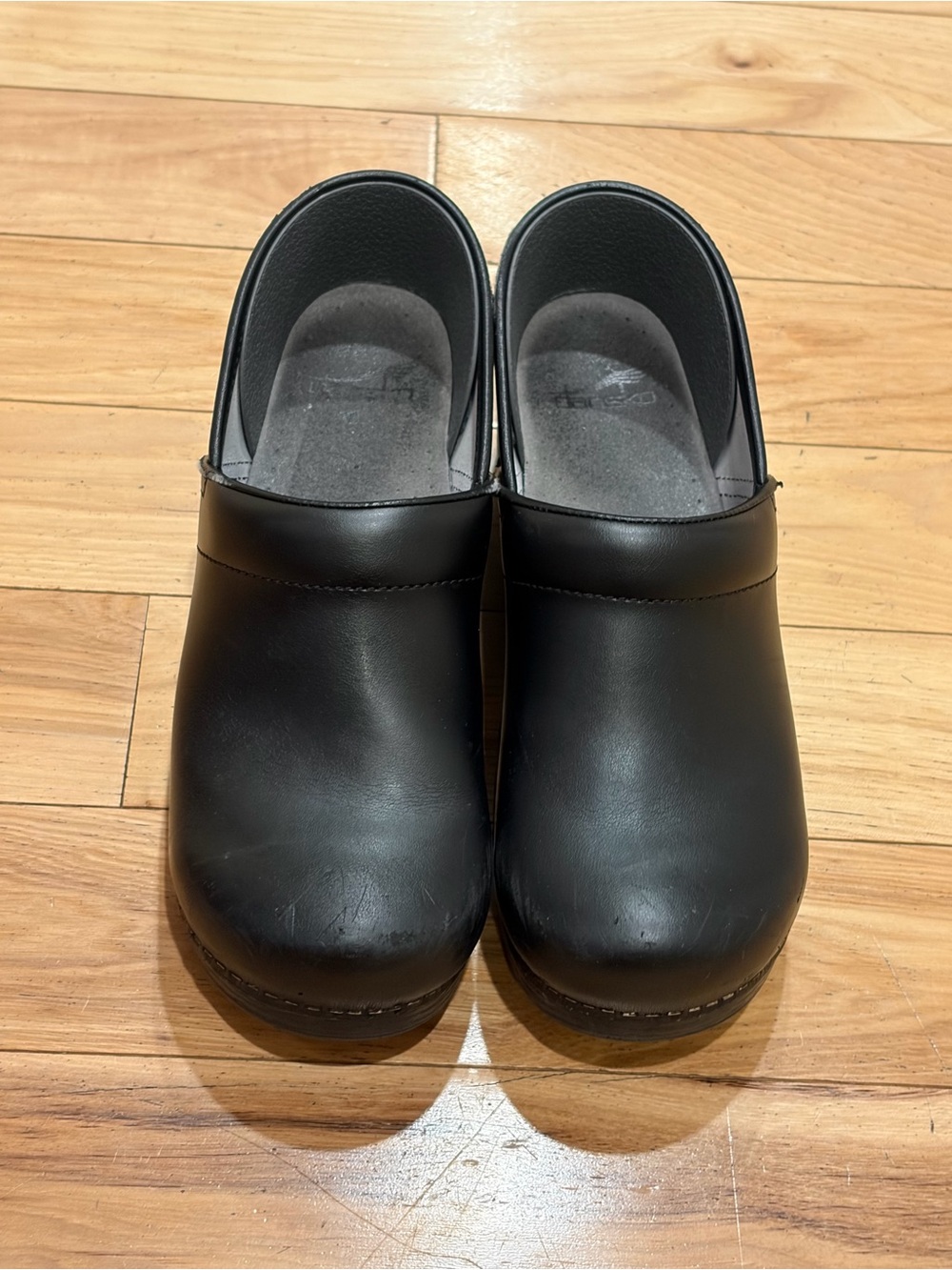 Dansko Professional Black Leather Clogs Slide On Shoes - Women’s Size 40 9 1/2 - Picture 5 of 8